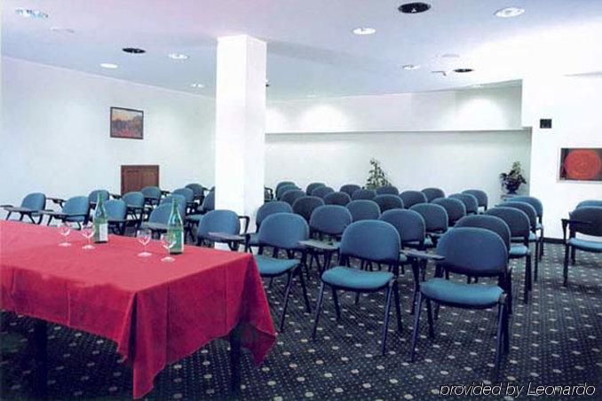 Dropiluc Hotel Druento Facilities photo
